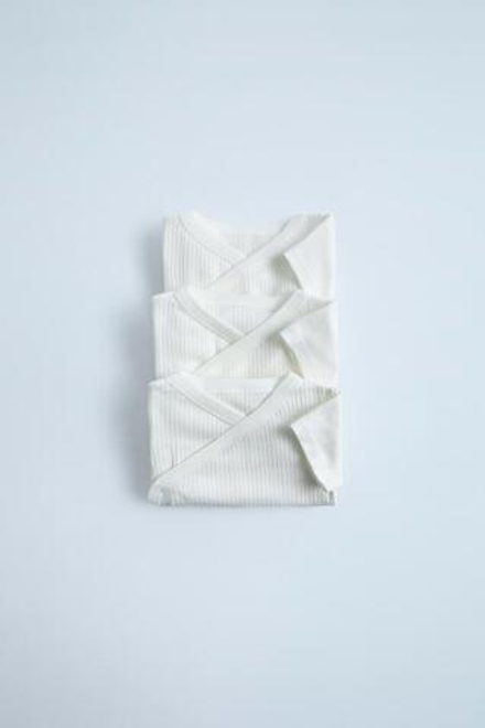 ZARA НАБОР ИЗ 3 БАЗОВЫХ БОДИ-КИМОНО С КОРОТКИМИ РУКАВАМИ, ЖЕЛТОВАТО-БЕЛЫЙ
