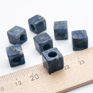 Содалит куб, бусина, размер 10 мм, отверстие 5 мм, цена за 1 шт
