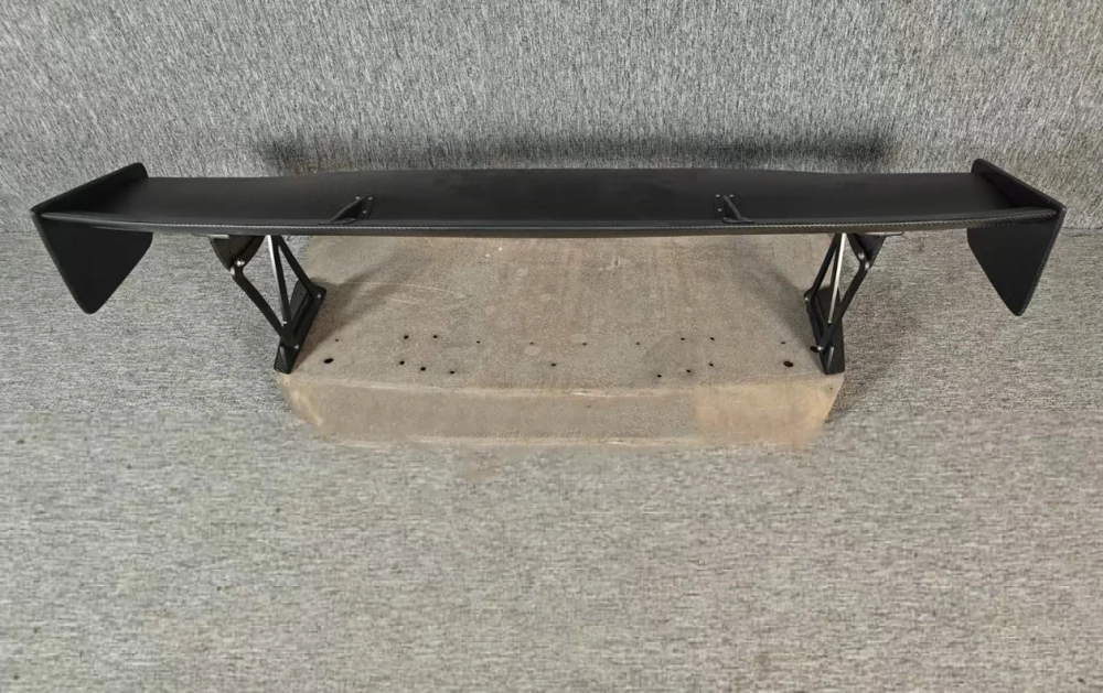 Карбоновый спойлер для Nissan GT-R R35 Ниссан тюнинг обвес