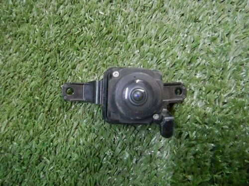 Камера правая Toyota Land Cruiser 200 (2015-2021)