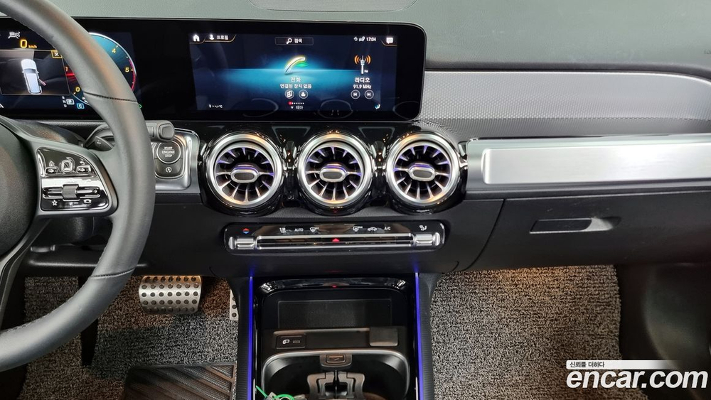 Mercedes-Benz GLB-Class X247 GLB200 d (08.2021)