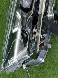 Битая Фара левая Toyota RAV4 5 XA50 (2018-н.в.) LED