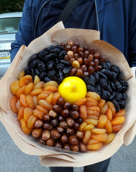 Букет из сухофруктов "Калейдоскоп"