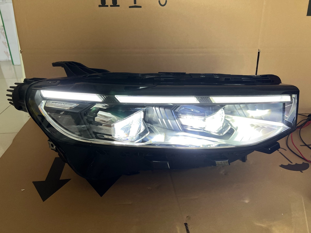 Передняя фара Geely Xingrui (Star) 2023, высокая комплектация