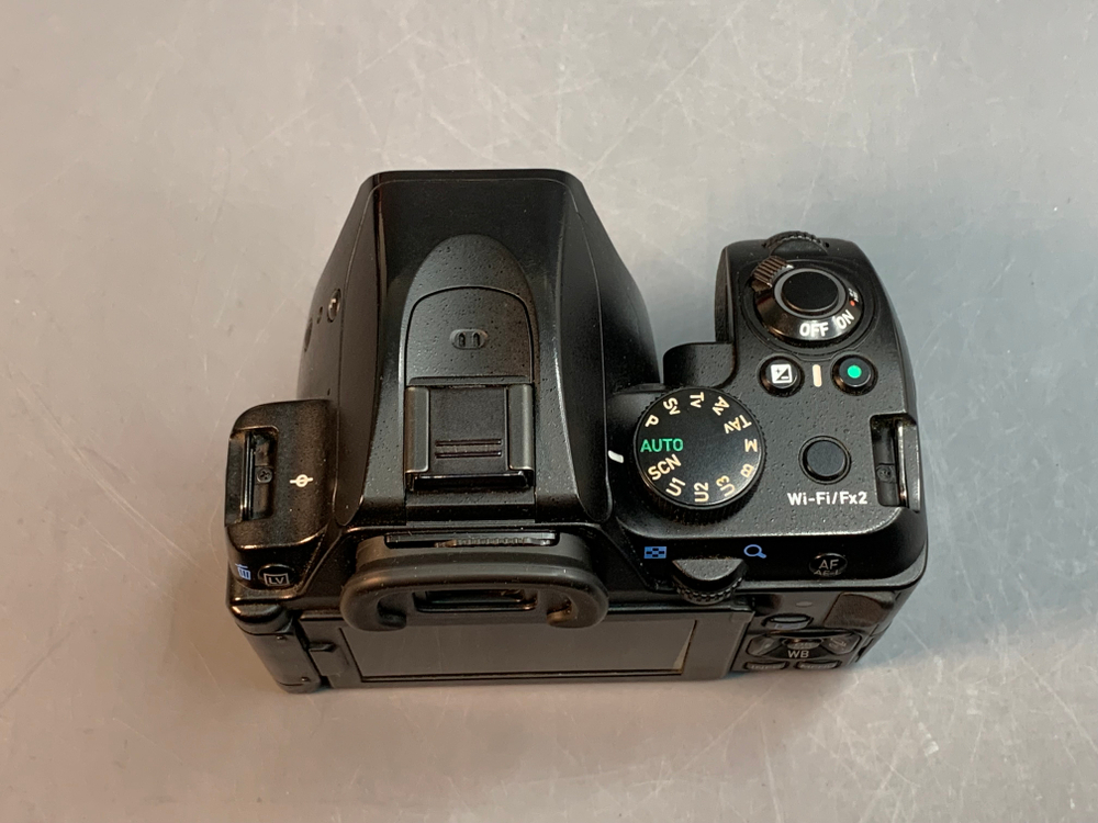 Pentax K-70 Kit 18-55 35.590 кадров