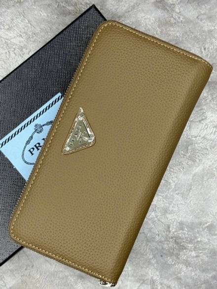 Портмоне Prada