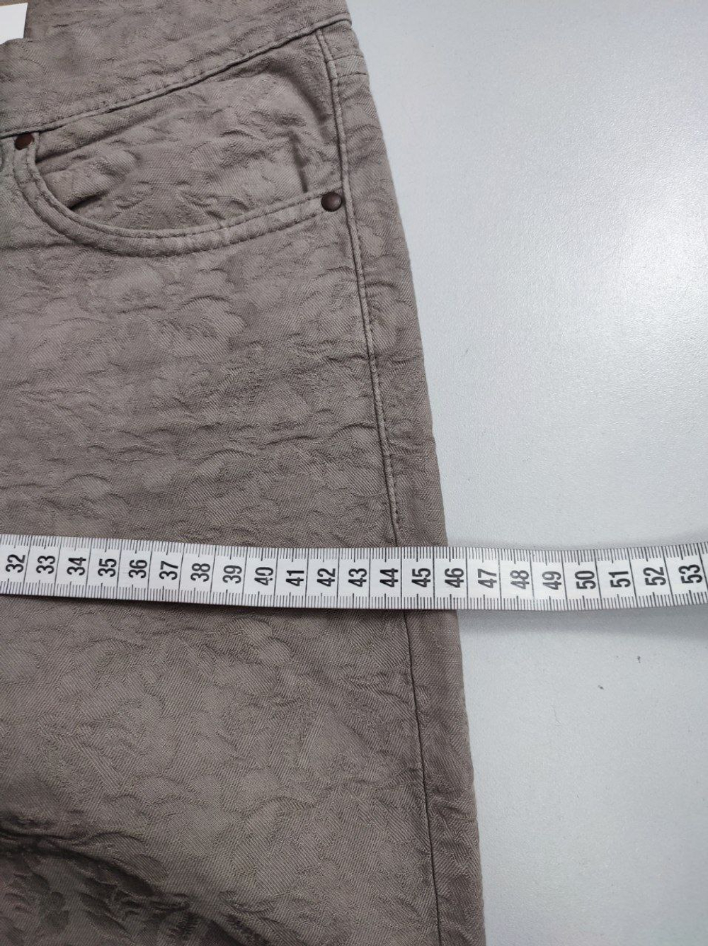 Штаны светлые 44 размер