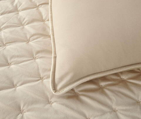 Покрывало 160x220 Sofi De MarkO Лея кремовое