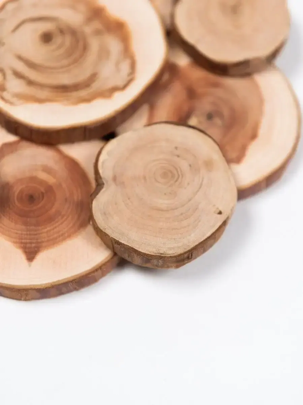 Деревянная подставка под горячее