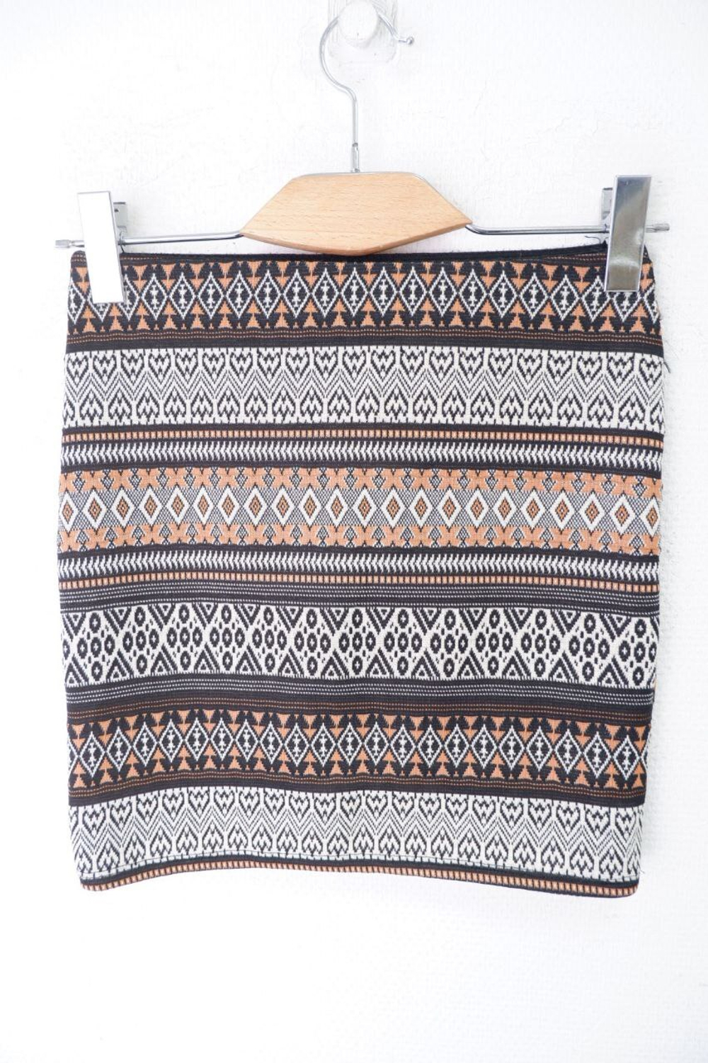 Юбка Bershka с орнаментом 44 размер