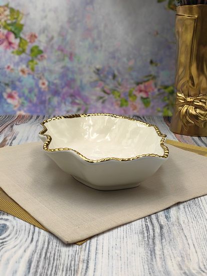 Блюдо фигурное глубокое 31х22х6,5 см. Бусины