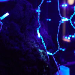 ULD-C2030-240-TWK BLUE IP67 Занавес светодиодный с эффектом мерцания. 3х2м. Соединяемый. 240 светодиодов. Синий свет. Провод белый. TM Uniel.