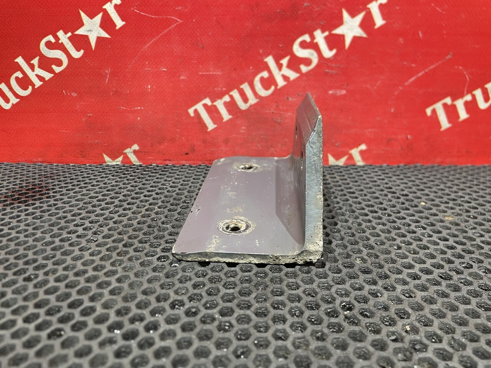 Кронштейн подушки передней заднего моста