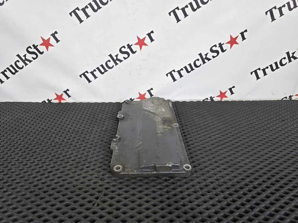 Крышка блока цилиндров 2018г.