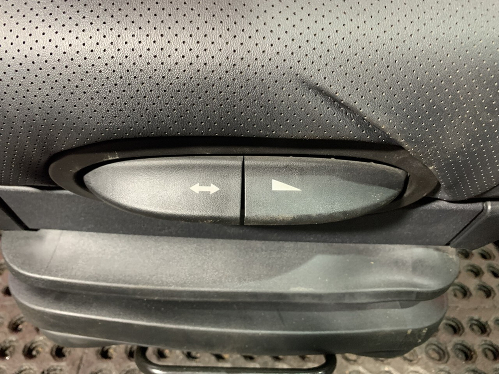 Сиденье пассажирское пневматическое 2024г