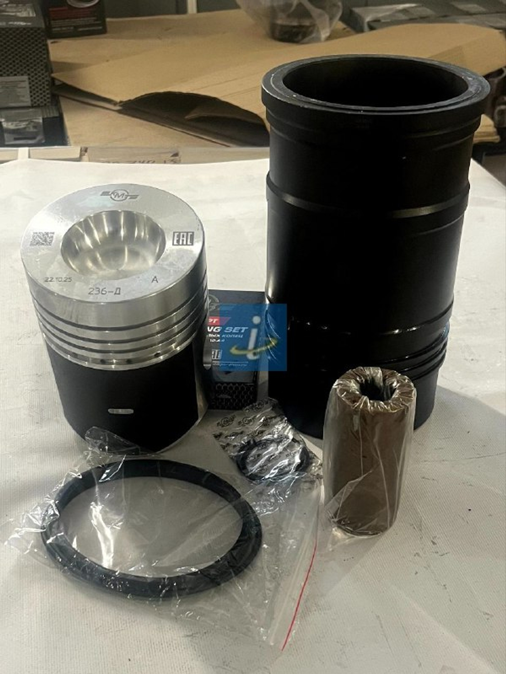 Поршневая группа Дальнобойщик ПРЕМИУМ КМЗ 236-1004006-Б2