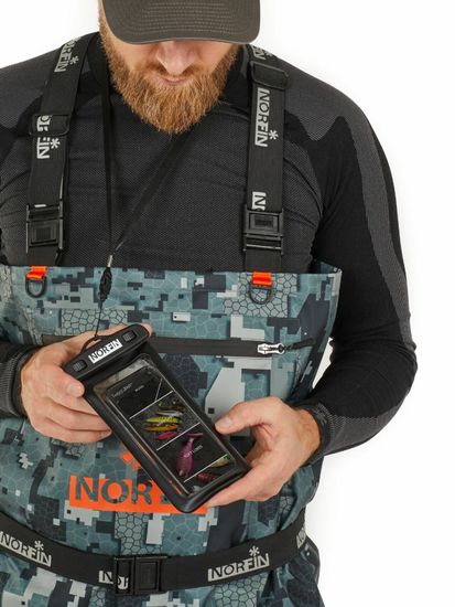 Полукомбинезон забродный NORFIN Pilot Camo Bootfoot