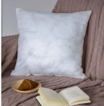 Подушка Buske, 45*45 см, полиэфирное волокно