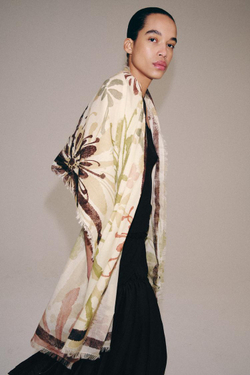 ZARA ПЛАТОК ИЗ 100% ХЛОПКА С ЦВЕТОЧНЫМ ПРИНТОМ, ПЕСОЧНЫЙ