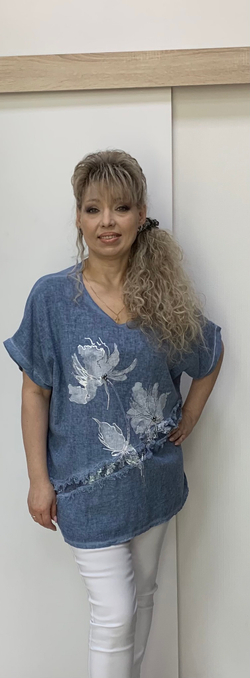 Комбинированная футболка-блузон с принтовым изображением