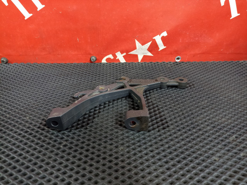 Кронштейн ящика АКБ