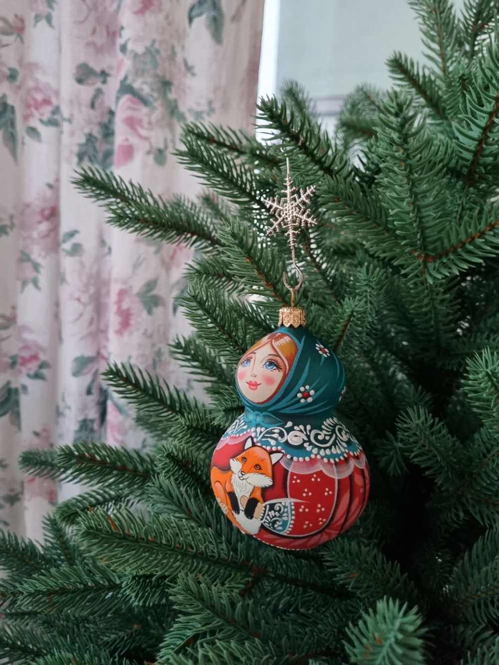 Стеклянная матрешка Танечка с лисичкой