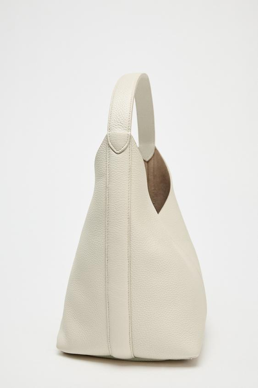 ZARA КОЖАНАЯ СУМКА-МЕШОК С РЕЛЬЕФНЫМ УЗОРОМ, ЭКРЮ