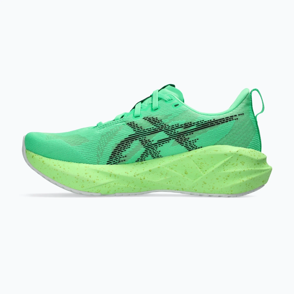 Женские Кроссовки для бега ASICS Novablast 5 vital green/black