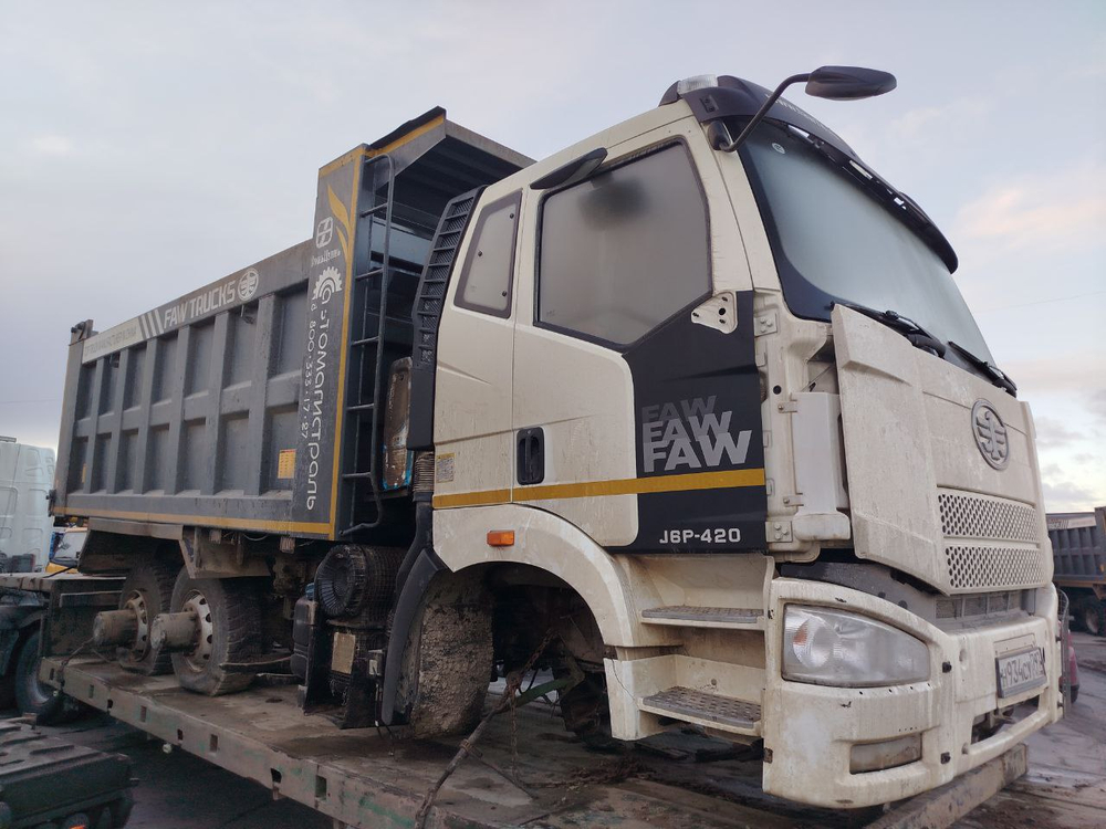 FAW J6 6x6 Самосвал CA3250P66K24L1TE5 (Дизельный, 11,1 л, 420 л.с., МТ)