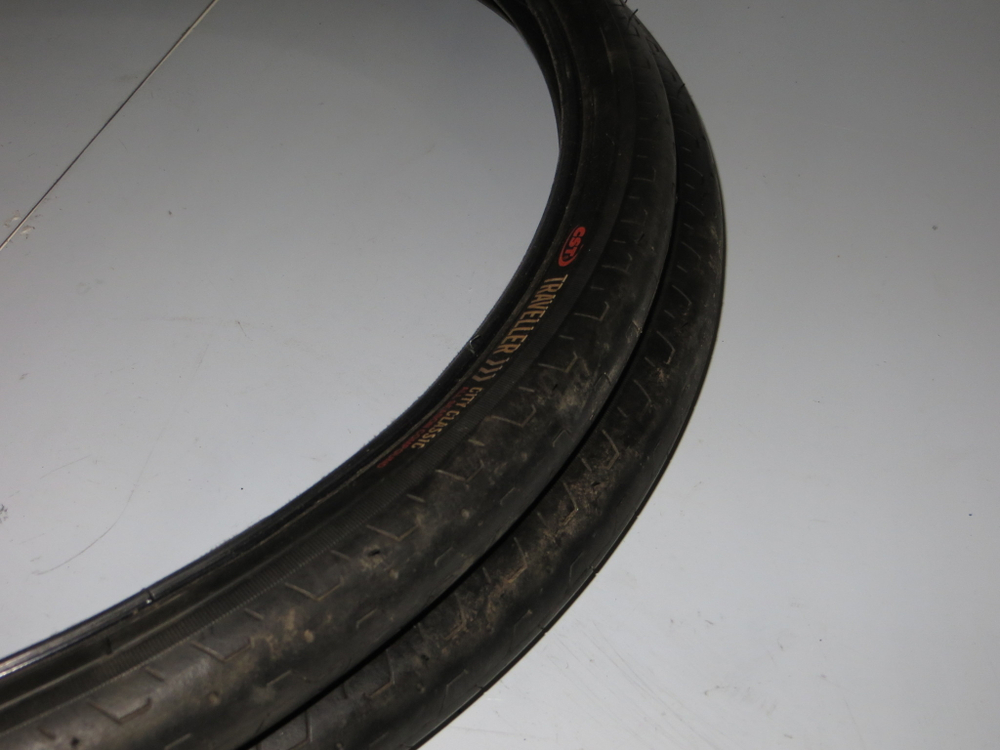 Покрышки CST Traveller City 26x1,5