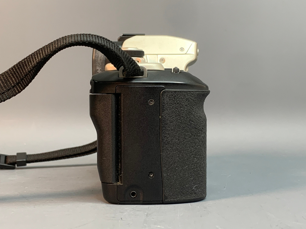 Canon EOS 50E kit 28-80mm f/3.5-5.6 III