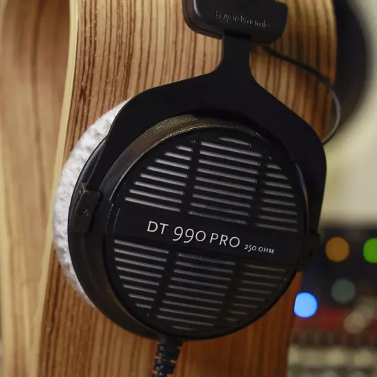 Наушники полноразмерные Beyerdynamic DT 990 PRO / 250 ohm