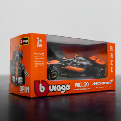 Машинка Bburago McLaren F1 MCL60 M 1:43