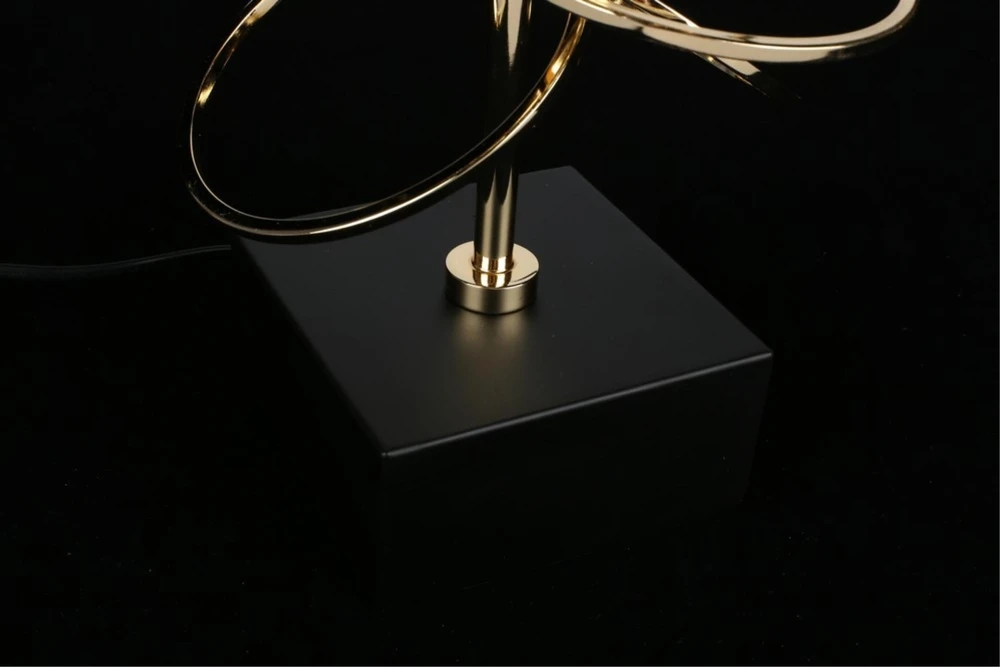 Декоративная настольная лампа Aployt IWONA APL.742.04.01