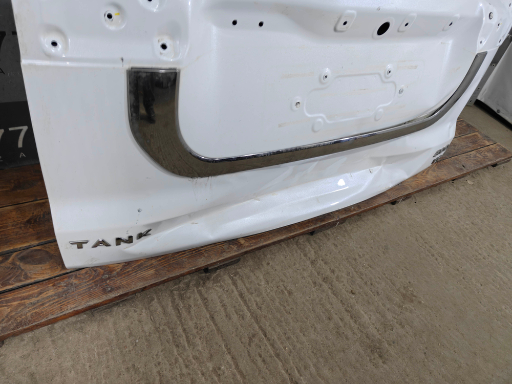 Крышка багажника Tank 500 21-нв Б/У Оригинал 6301153XKV3AB