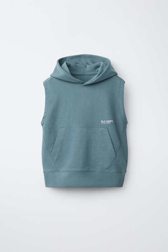 ZARA ФЛИСОВЫЙ ЖИЛЕТ С КАПЮШОНОМ И НАДПИСЬЮ, УТИНО-СИНИЙ