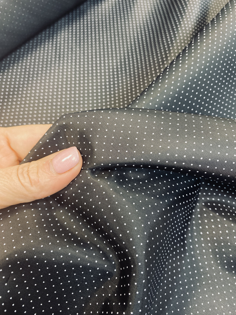 Ткань подкладочная 62% ацетат 38% вискоза( легкая, скользящая) Италия ш-140см цена за 1 м