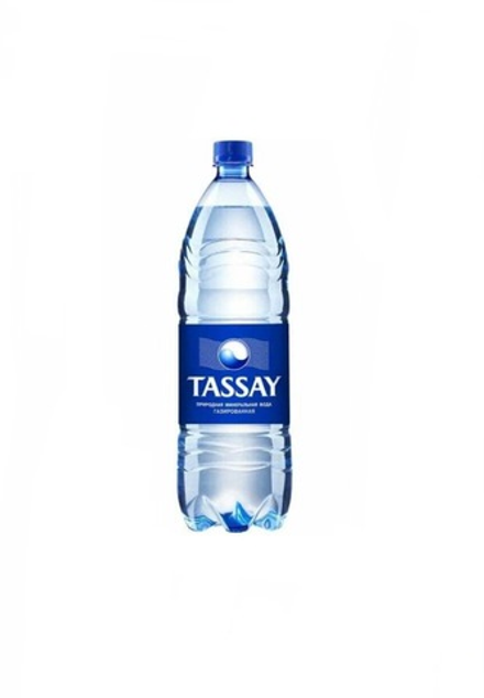 Минеральная вода Tassay газированная 1.5 л п\б