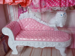 Кукла в наборе арт. 6935-A, с одеждой, обувью и мебелью, высота 28 см, сгибаются руки