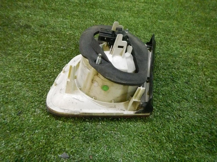 Фонарь левый внутренний VW Jetta 5 (2005-2011)