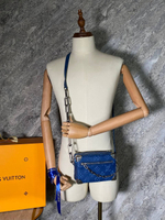Сумка- мессенджер Louis Vuitton