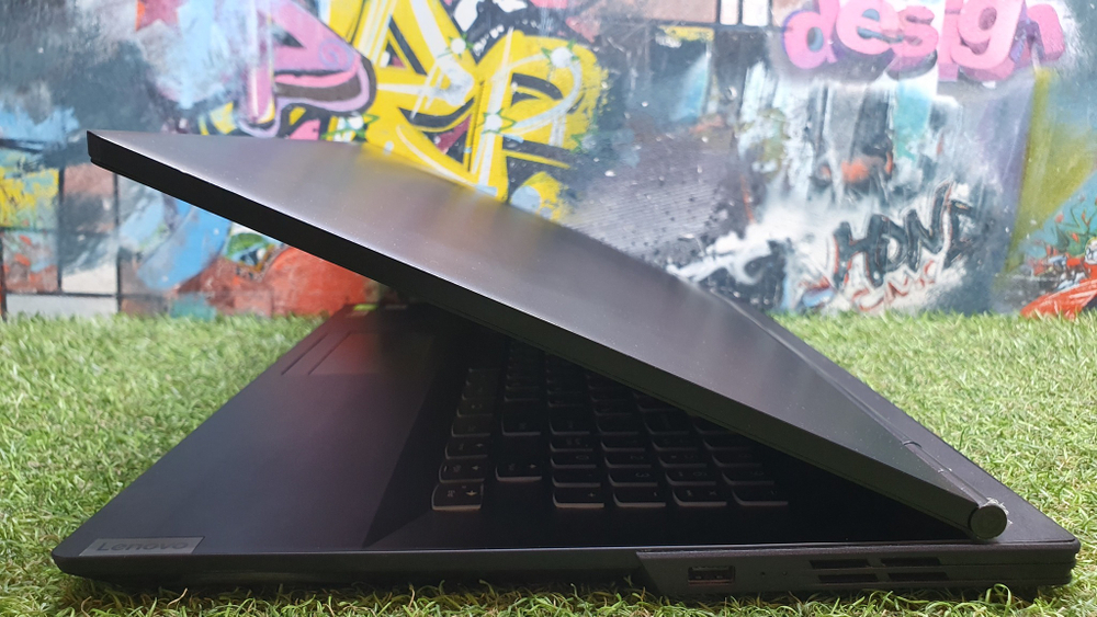 Игровой Lenovo i5-9/8Gb/RTX 2060 6GB/144Hz