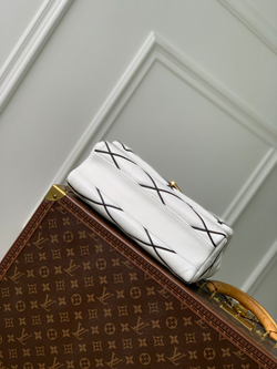Louis Vuitton GO-14 GM
