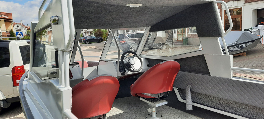 Лодка Беркут Л-НТ Опен / BERKUT L-HT Open