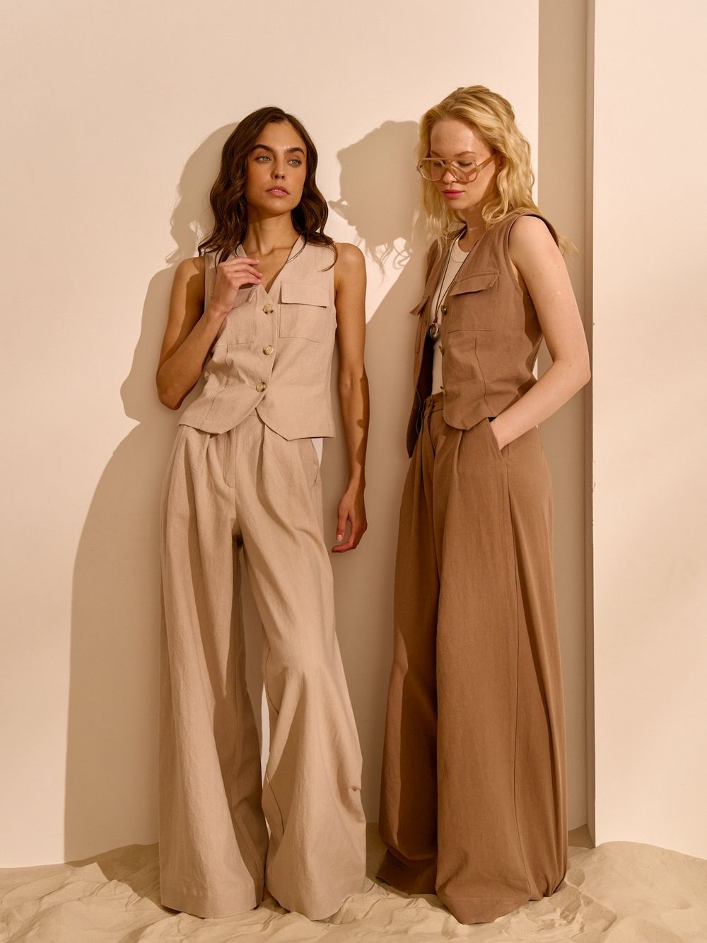 Костюм из льна и хлопка "Шоколад" женский