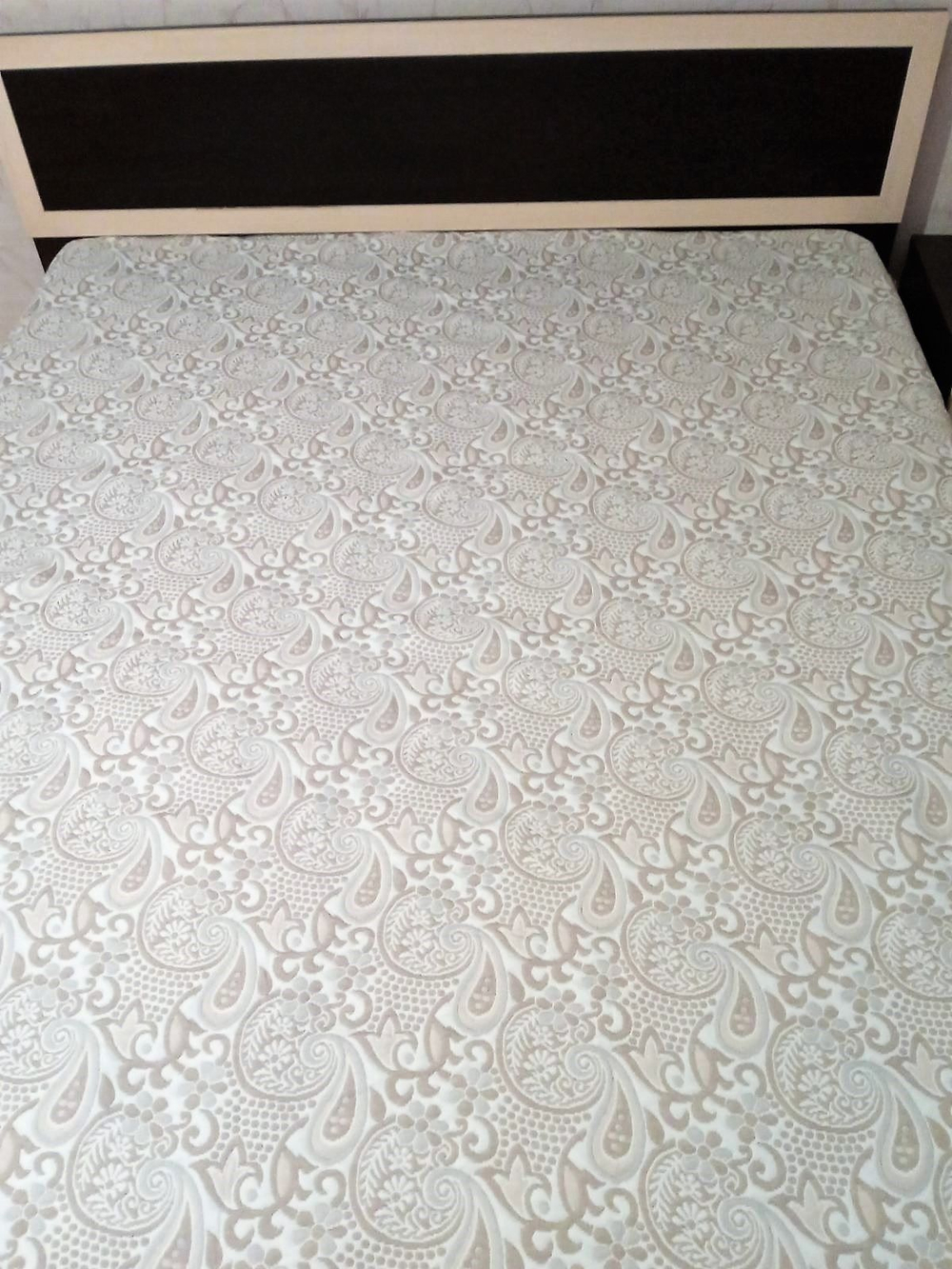 Покрывало жаккардовое двухстороннее Нежность 192-16 2.0 (180х200)