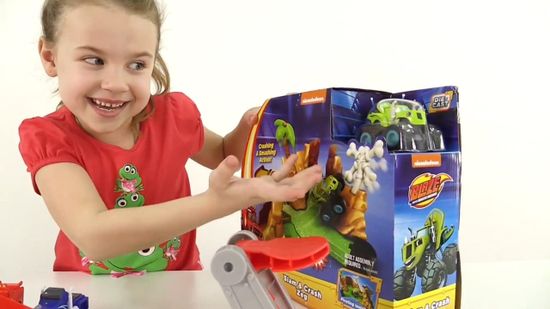 Игровой набор " Вспыш и чудо-машинки " Джунгли