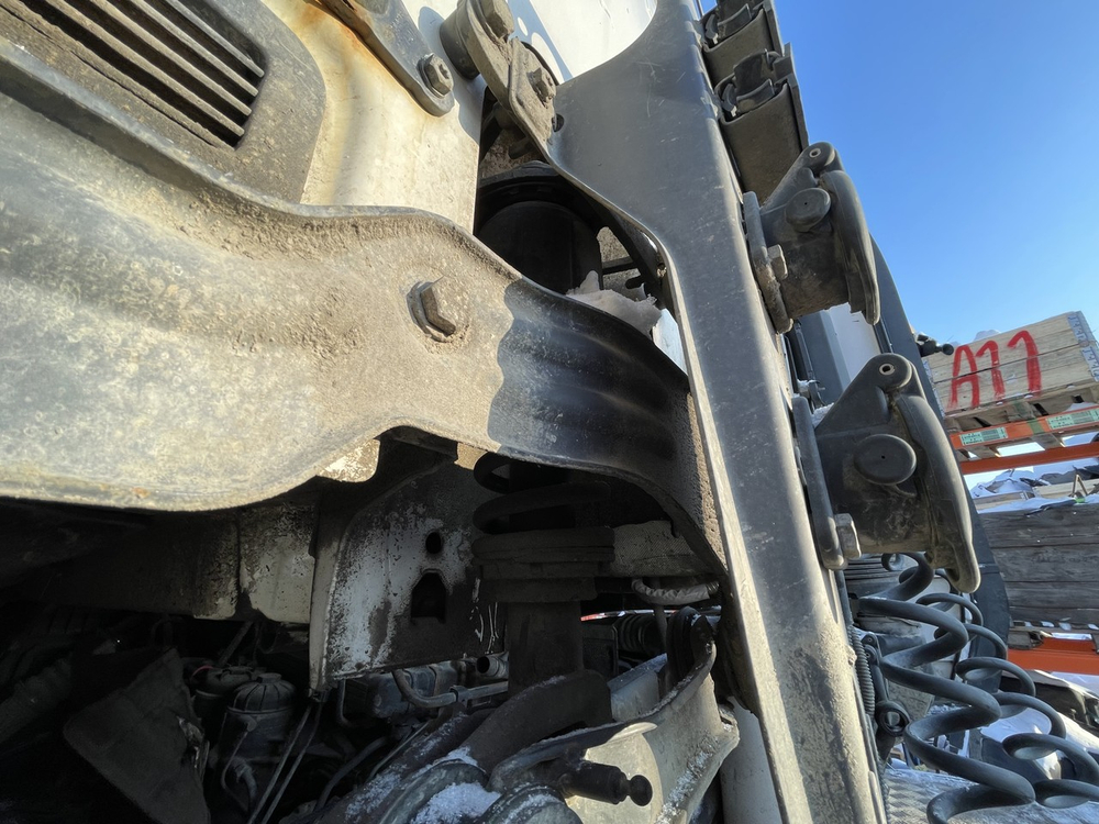 Амортизатор кабины задний 2020г.