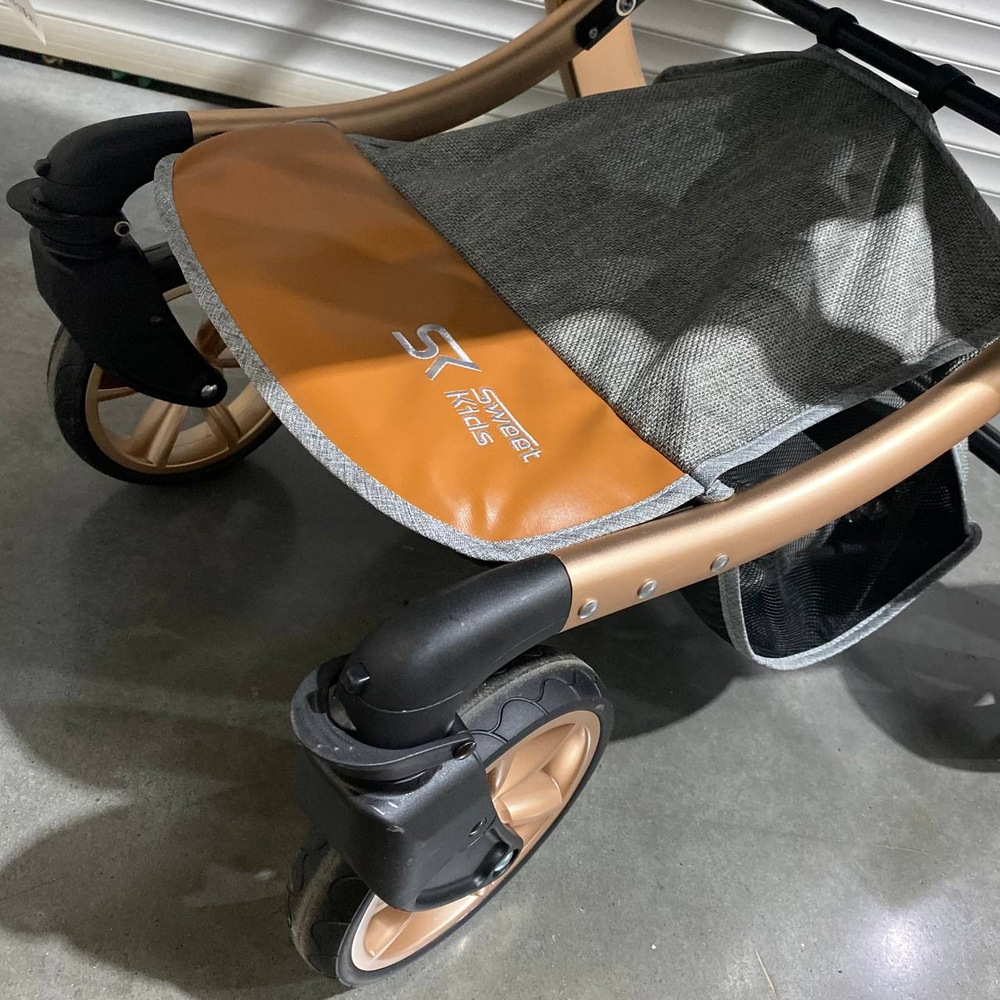 Коляска-трансформер Sweet Kids 608 2в1 Серый текстиль на золотой раме