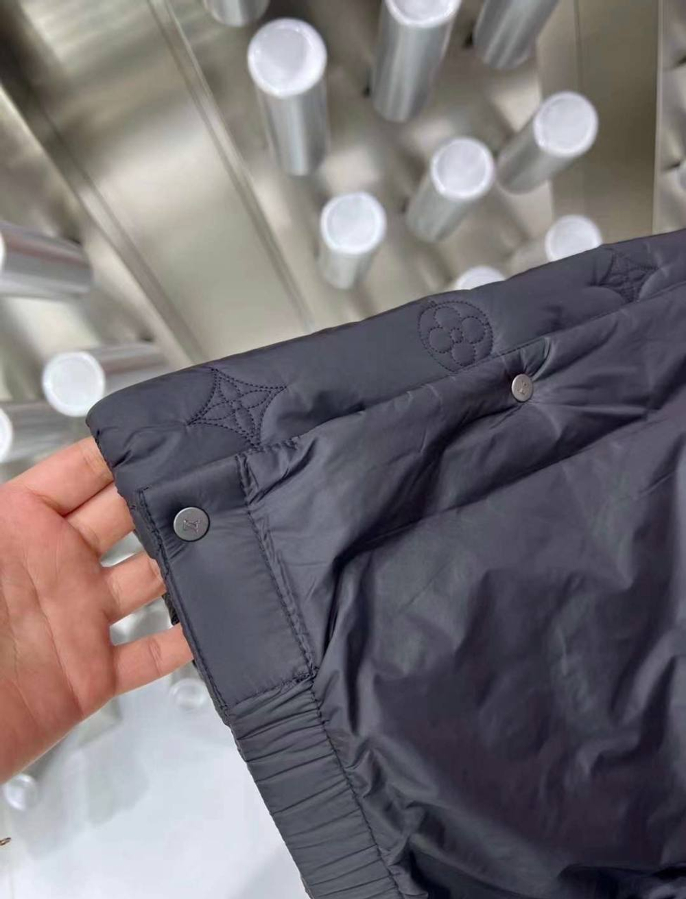 Пуховик Louis Vuitton
